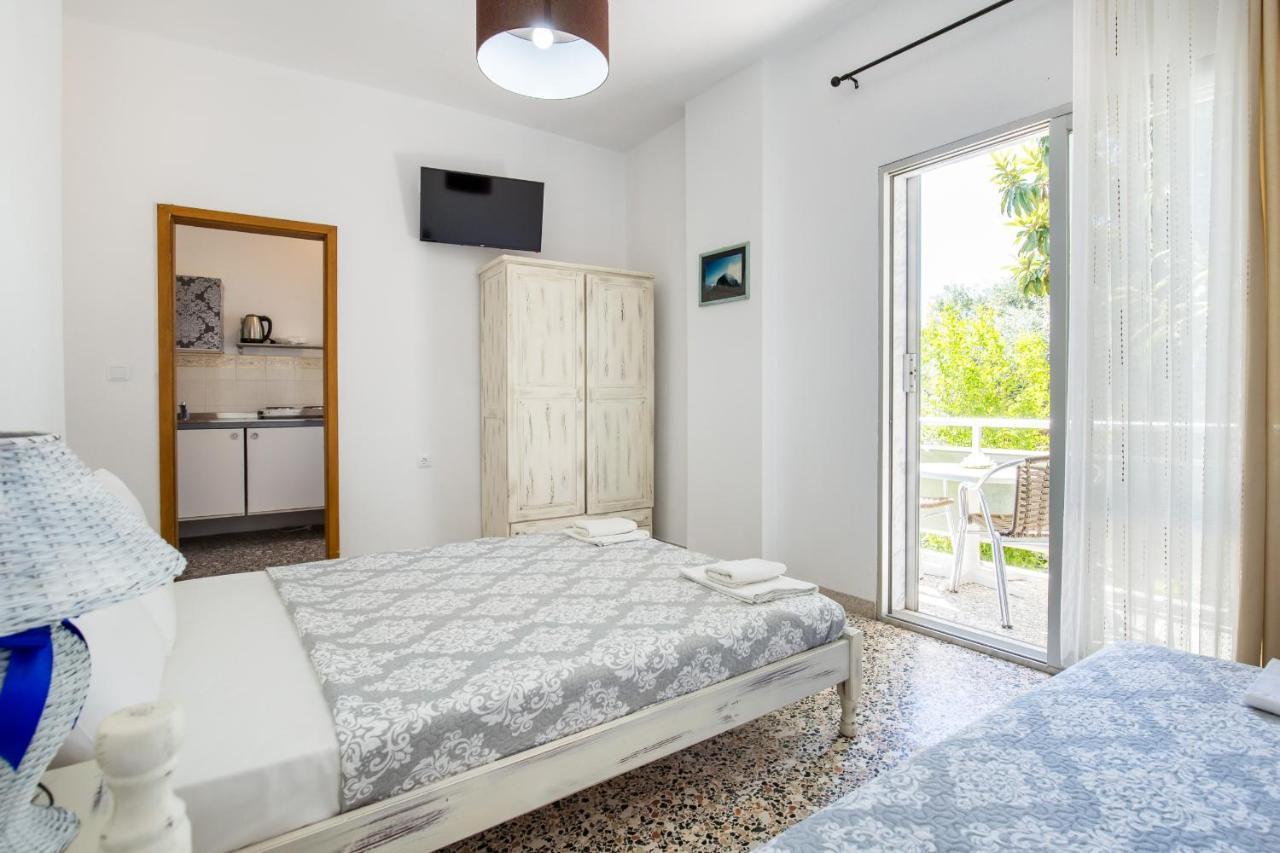 Haus Irene Hotel Potos Bagian luar foto