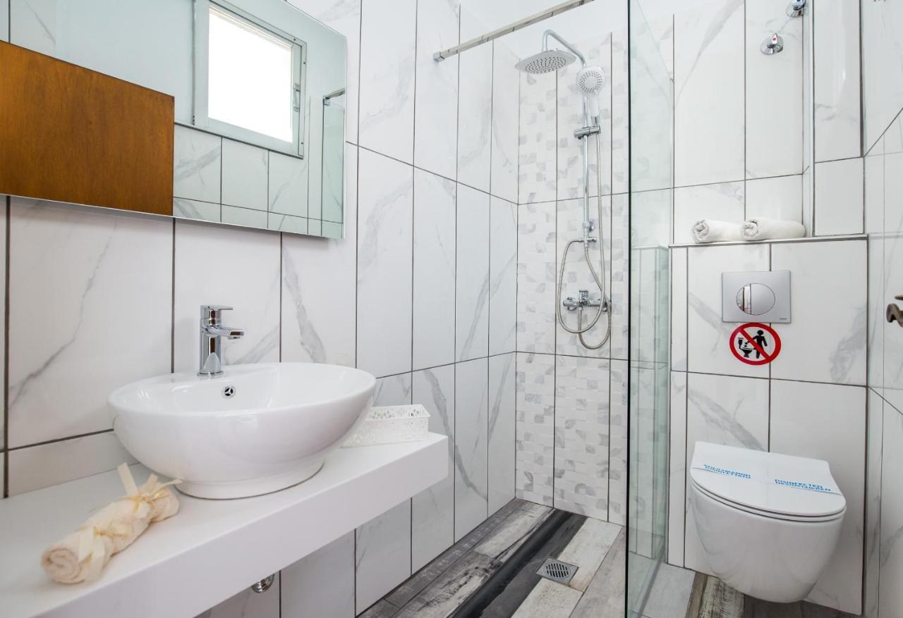 Haus Irene Hotel Potos Bagian luar foto