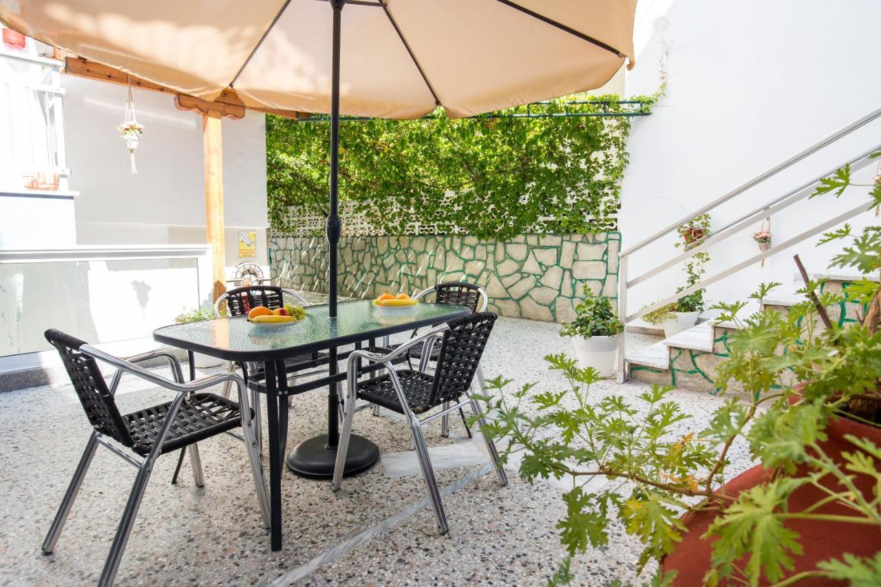 Haus Irene Hotel Potos Bagian luar foto