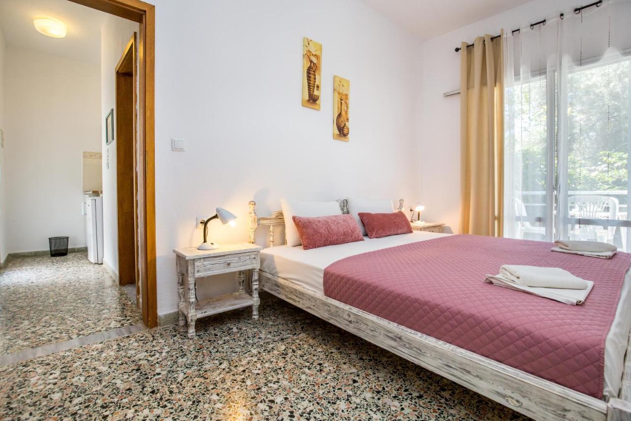 Haus Irene Hotel Potos Bagian luar foto
