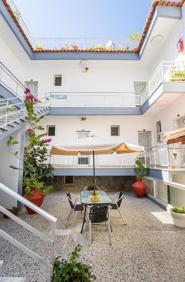 Haus Irene Hotel Potos Bagian luar foto