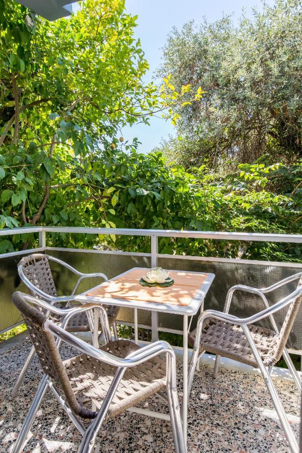 Haus Irene Hotel Potos Bagian luar foto