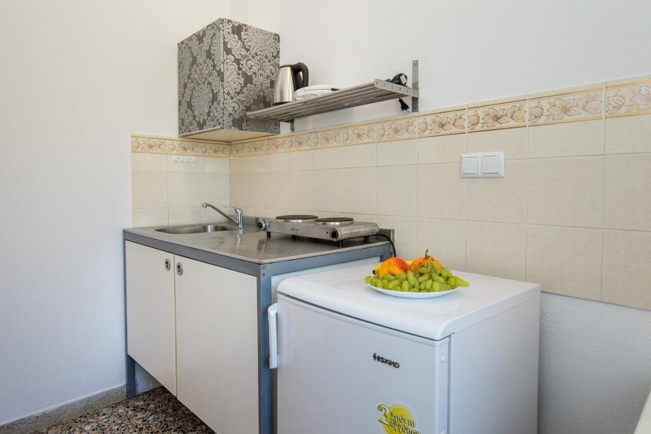 Haus Irene Hotel Potos Bagian luar foto