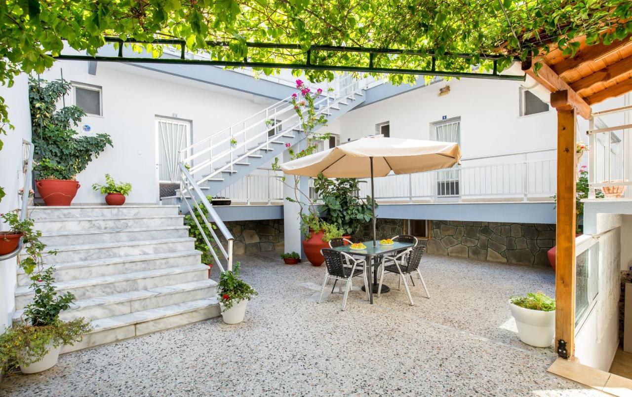 Haus Irene Hotel Potos Bagian luar foto